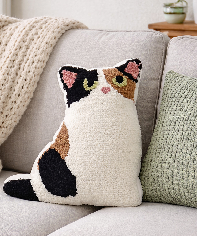 ねこもふもふダイカットクッション | Bleu Bleuet（ブルーブルーエ