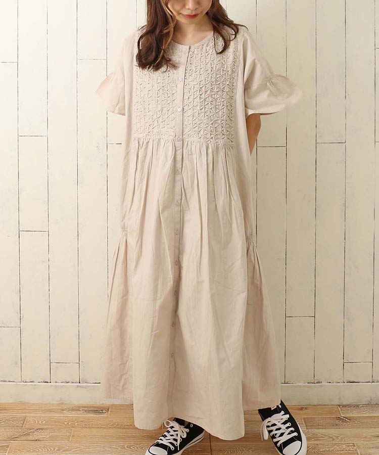 スモッキングワンピース ブラック All Bleu Bleuet ブルーブルーエ スモッキングワンピース ブラック All Bleu Bleuet ブルーブルーエ