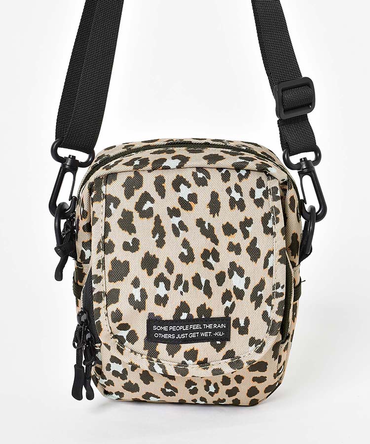 KiUフラップポケットショルダーバッグ KiU ブラック レオパード カラー