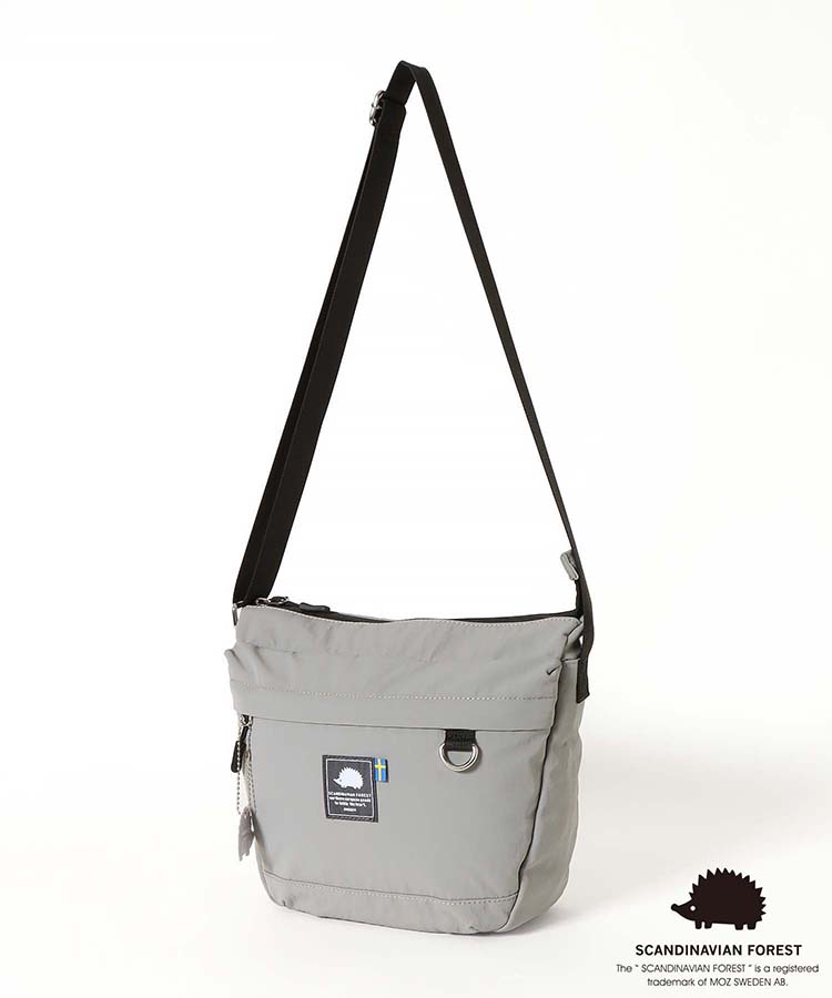 スカンジナビアンフォレストアクティブショルダー