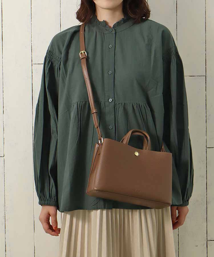 襟フリルシャーリングブラウス | Bleu Bleuet（ブルーブルーエ）公式通販