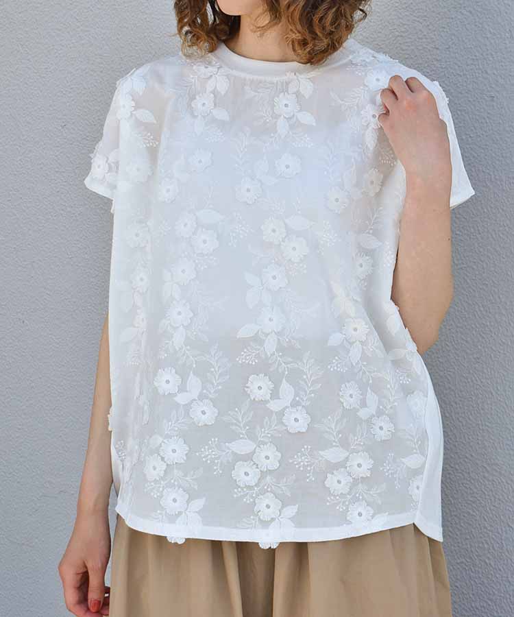 フラワー3D刺繍TシャツNO2 | Bleu Bleuet（ブルーブルーエ）公式通販